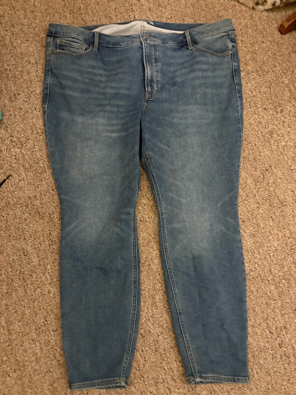 Old Navy Rockstar High-rise super Skinny Jeans in Light Blue Wash